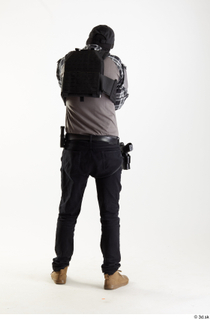 Andrew Elliott Contractor Shooting shooting standing whole body 0005.jpg